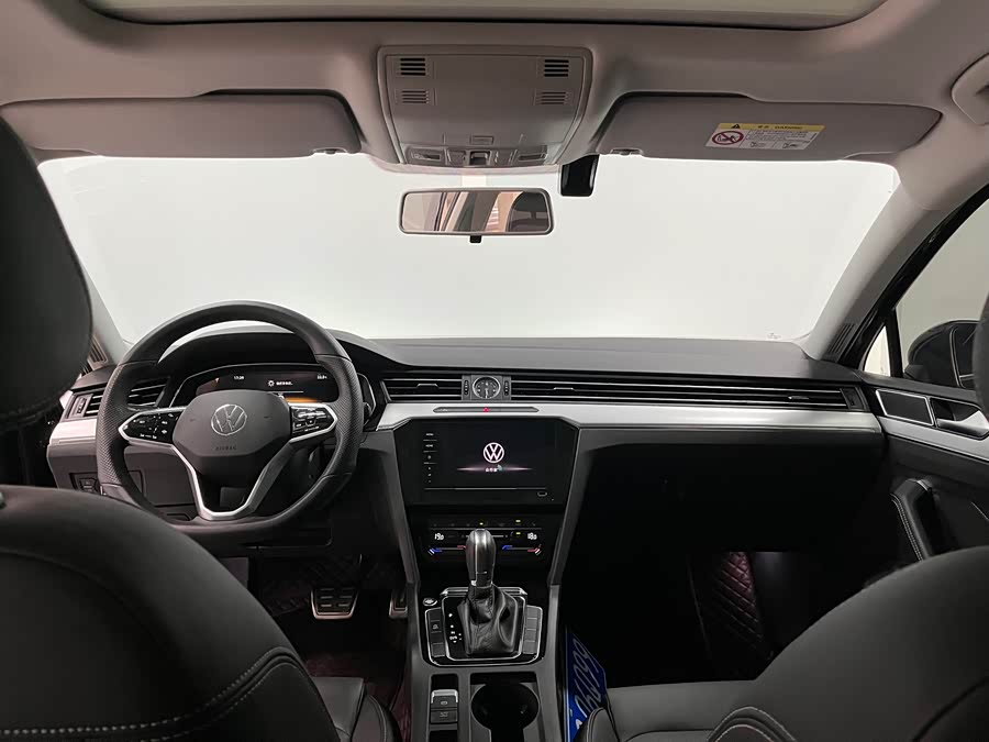 Magotan 2023 200 Million Commemorative Edition 280TSI DSG Leading - zdjęcie 9