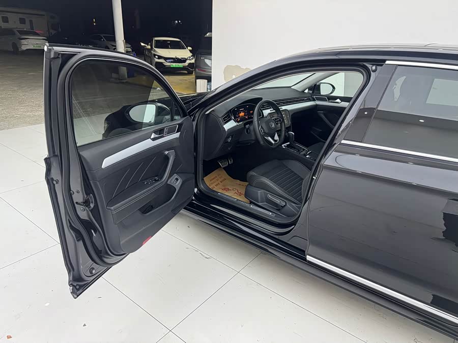 Magotan 2024 200 Million Shared 280TSI DSG Comfort - zdjęcie 7