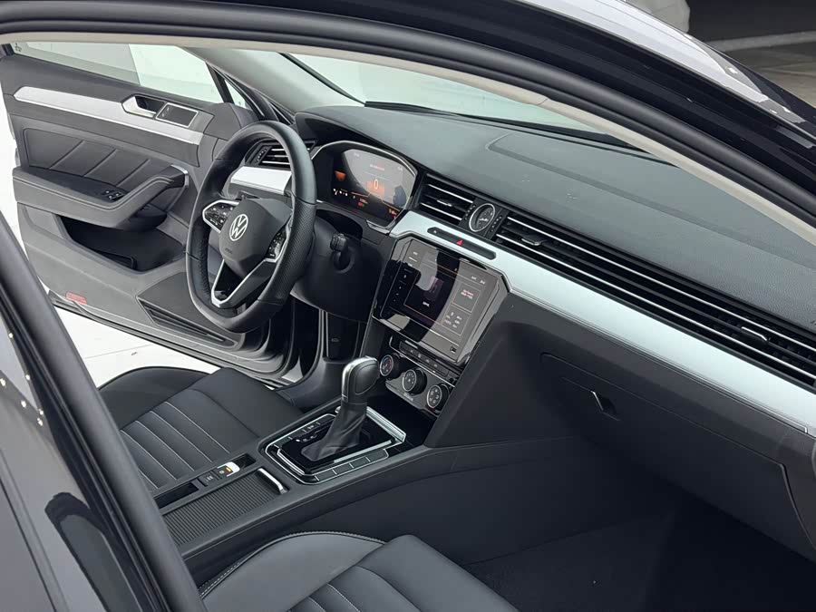 Magotan 2024 200 Million Shared 280TSI DSG Comfort - zdjęcie 10