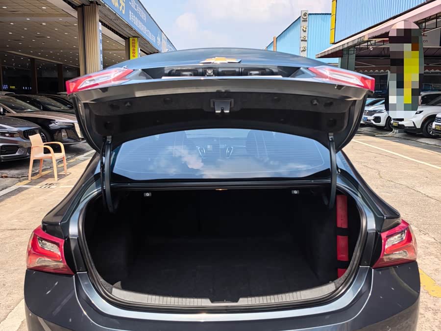 Malibu XL 2023 1.5T Sport Edition - zdjęcie 14