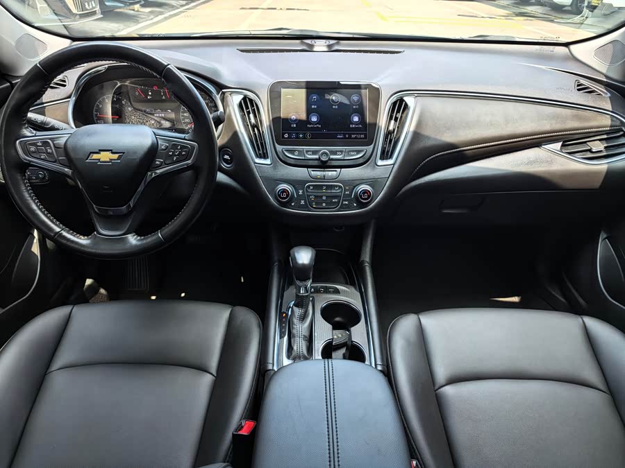 Malibu XL 2023 1.5T Sport Edition - zdjęcie 8