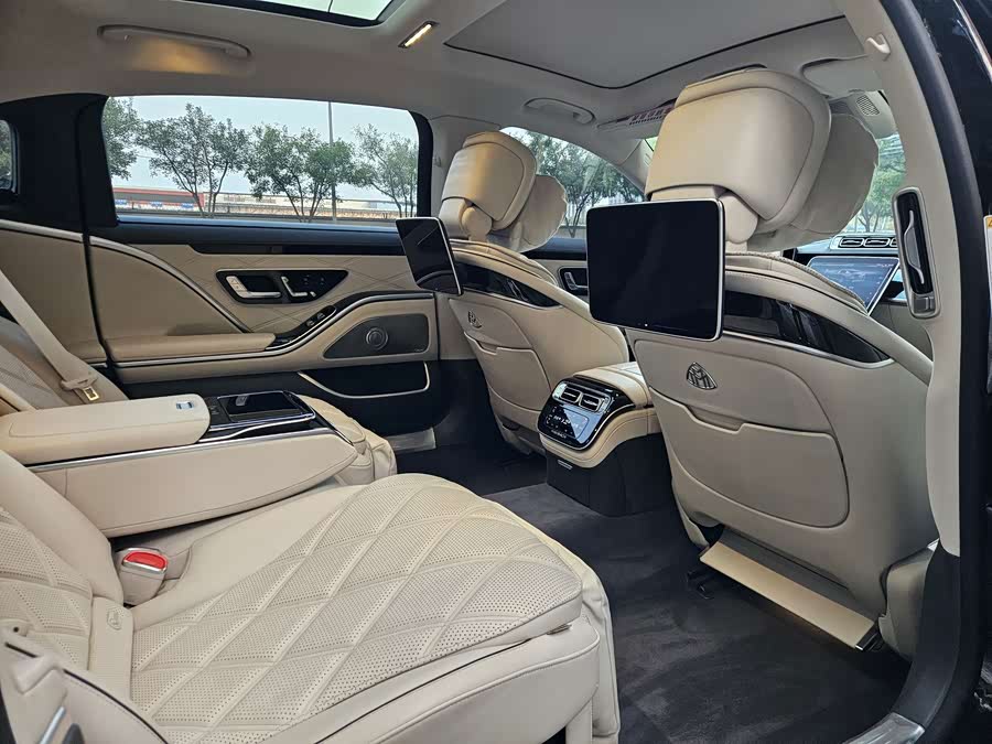 Maybach S-Class 2025 S 480 4MATIC - zdjęcie 11