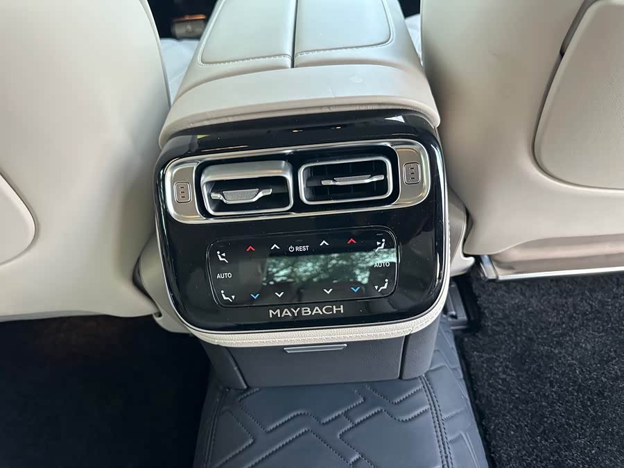 Maybach S-Class 2025 S 480 4MATIC - zdjęcie 13