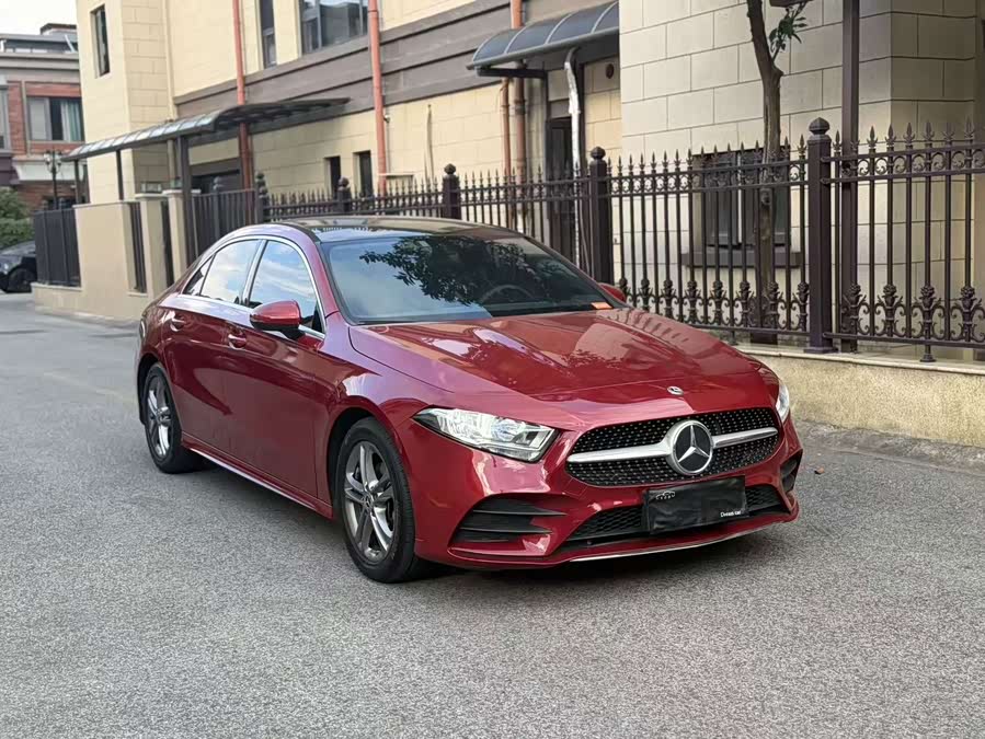 Mercedes-Benz A-Class 2022 A 180 L - zdjęcie 3