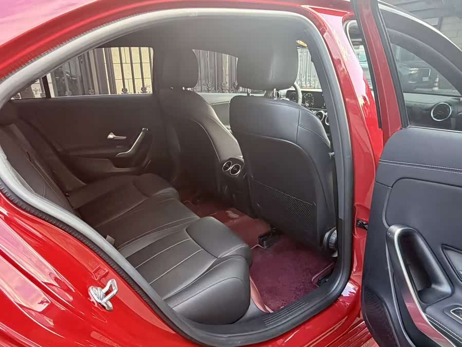 Mercedes-Benz A-Class 2022 A 180 L - zdjęcie 5