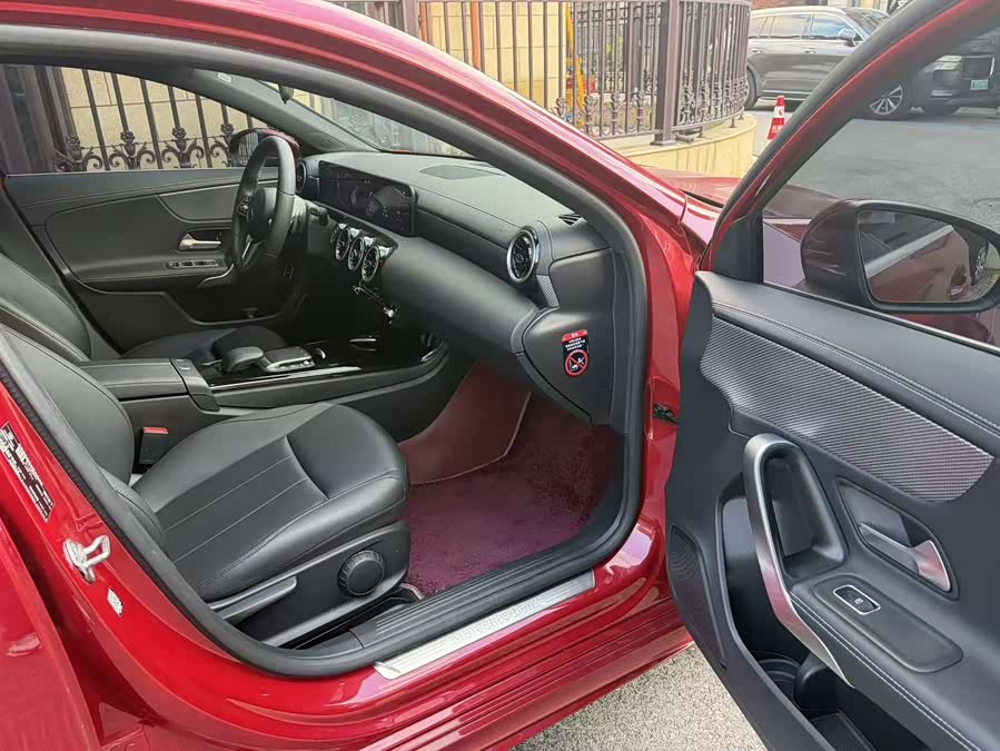 Mercedes-Benz A-Class 2022 A 180 L - zdjęcie 6