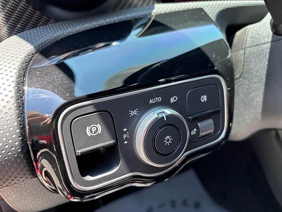 Mercedes-Benz A-Class 2024 Facelift A 200 L Fashion Edition - zdjęcie 12