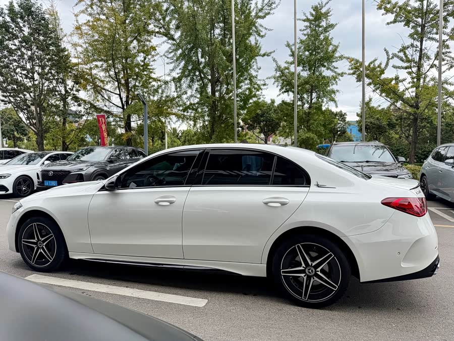 Mercedes-Benz C-Class 2023 C 260 L Haoye Sports Edition - zdjęcie 9