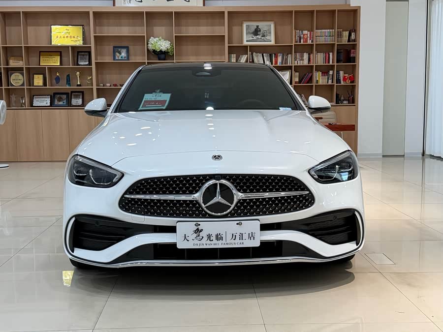 Mercedes-Benz C-Class 2023 C 260 L Sport Edition - zdjęcie 4