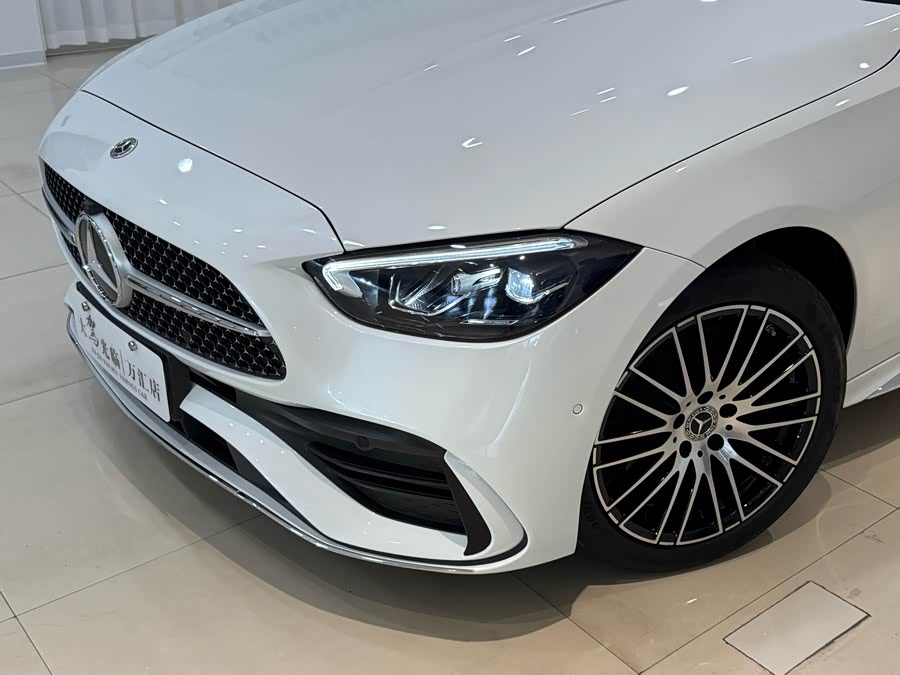 Mercedes-Benz C-Class 2023 C 260 L Sport Edition - zdjęcie 9