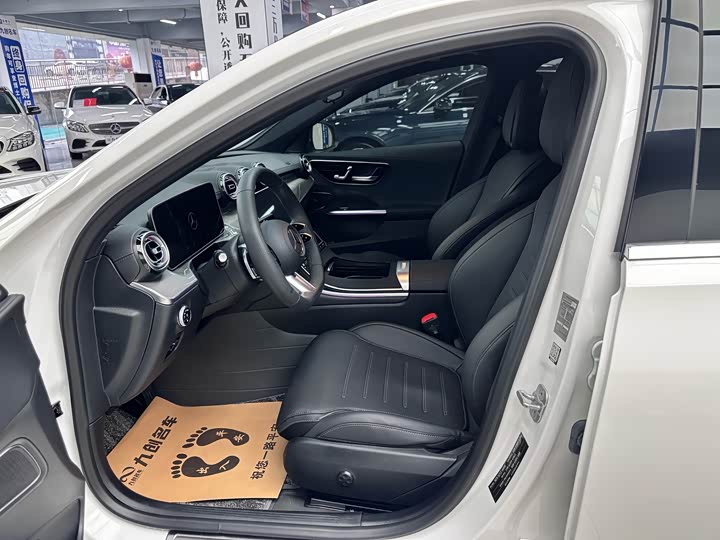 Mercedes-Benz C-Class 2024 C 260 L Sport - zdjęcie 15