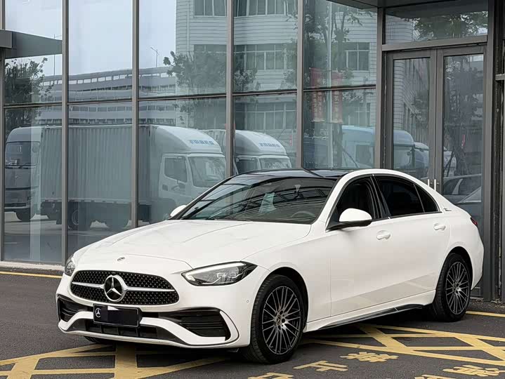 Mercedes-Benz C-Class 2024 C 260 L Sport - zdjęcie 16