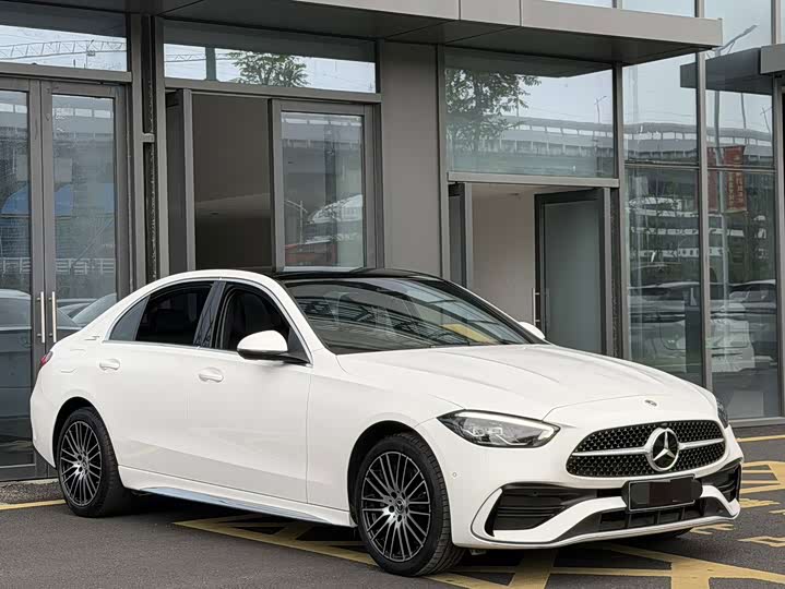 Mercedes-Benz C-Class 2024 C 260 L Sport - zdjęcie 18