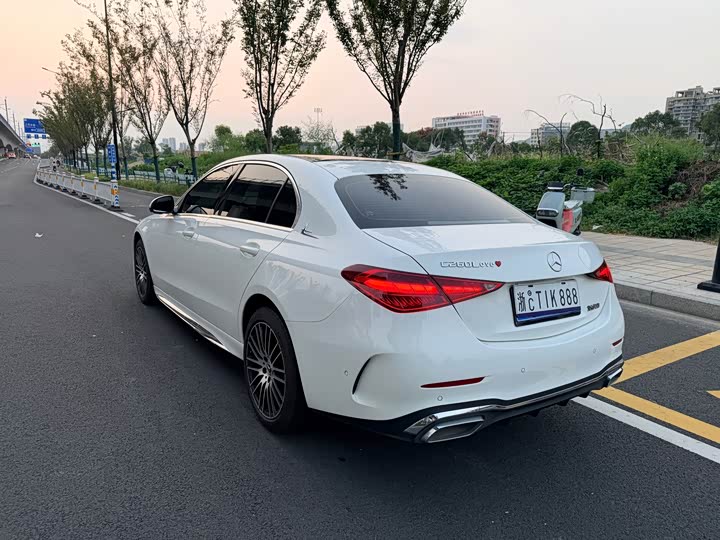 Mercedes-Benz C-Class 2024 C 260 L Sport - zdjęcie 18