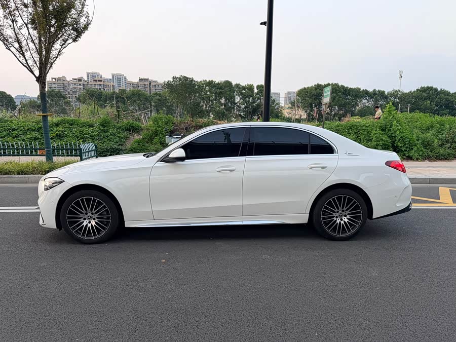 Mercedes-Benz C-Class 2024 C 260 L Sport - zdjęcie 3