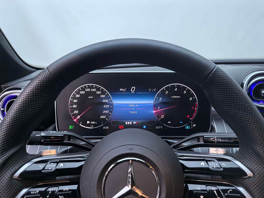 Mercedes-Benz C-Class 2024 Facelift C 260 L Sport Edition - zdjęcie 11