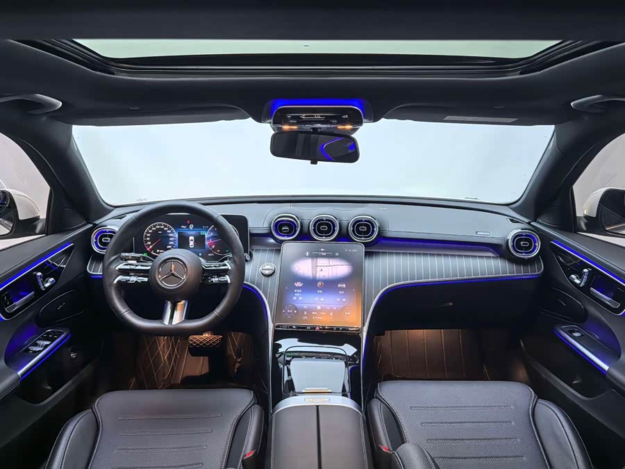 Mercedes-Benz C-Class 2024 Facelift C 260 L Sport Edition - zdjęcie 14