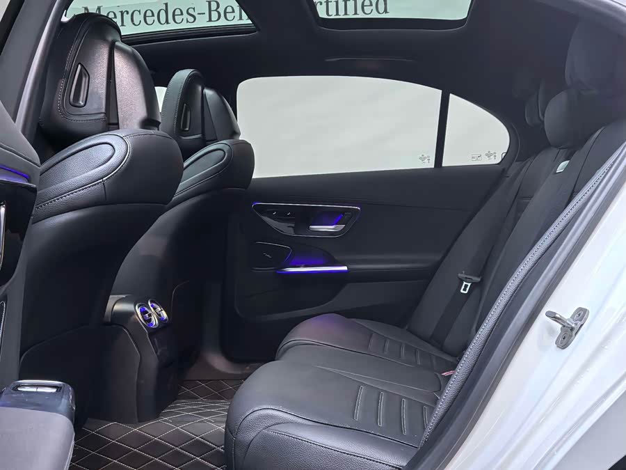 Mercedes-Benz C-Class 2024 Facelift C 260 L Sport Edition - zdjęcie 7