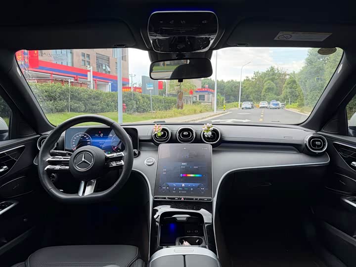Mercedes-Benz C-Class 2025 C 200 L Sport - zdjęcie 14