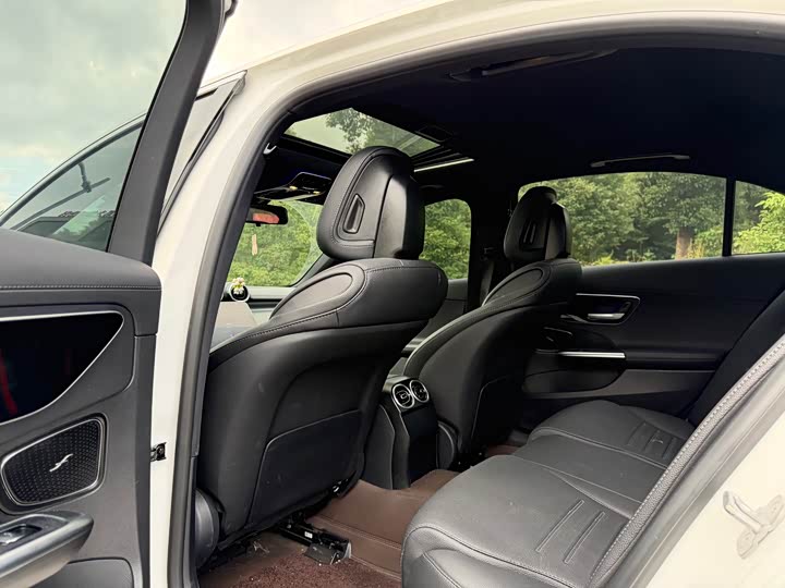 Mercedes-Benz C-Class 2025 C 200 L Sport - zdjęcie 15