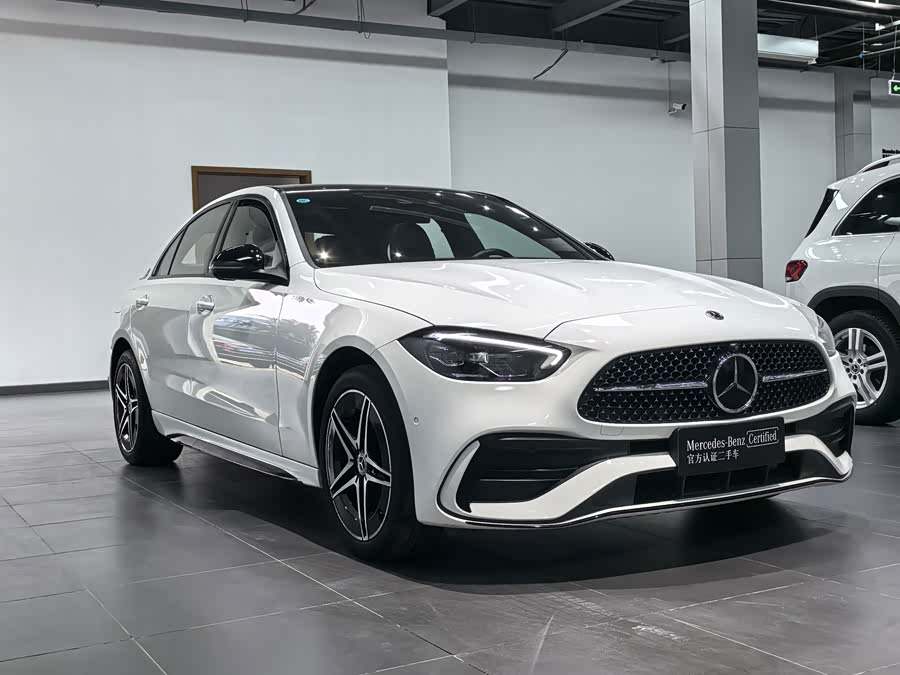 Mercedes-Benz C-Class 2025 C 260 L Night Sport - zdjęcie 13