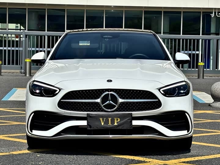 Mercedes-Benz C-Class 2025 C 260 L Sport Edition - zdjęcie 20