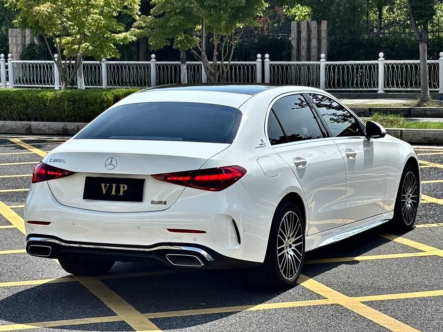 Mercedes-Benz C-Class 2025 C 260 L Sport Edition - zdjęcie 7