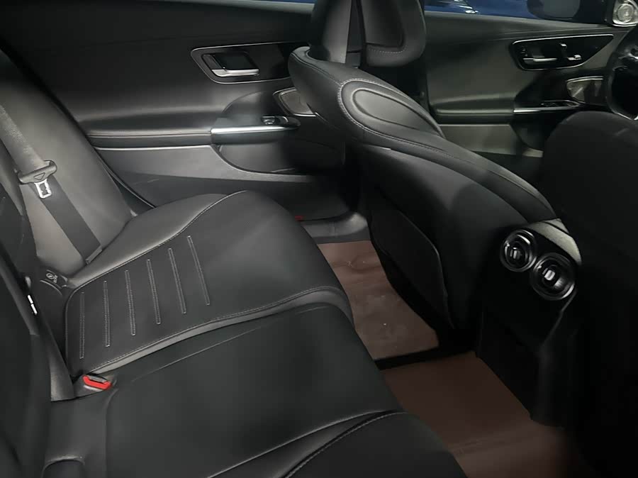 Mercedes-Benz C-Class 2025 C 260 L - zdjęcie 10