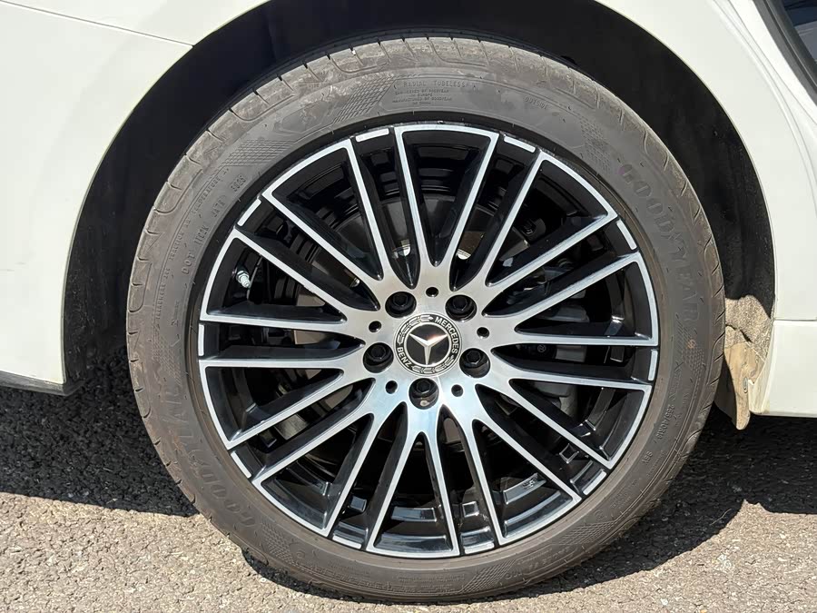 Mercedes-Benz C-Class 2026 C 260 L Sport Edition - zdjęcie 9