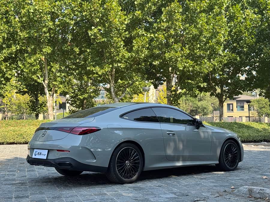 Mercedes-Benz CLE 2024 CLE 300 4MATIC Luxury Coupe - zdjęcie 13