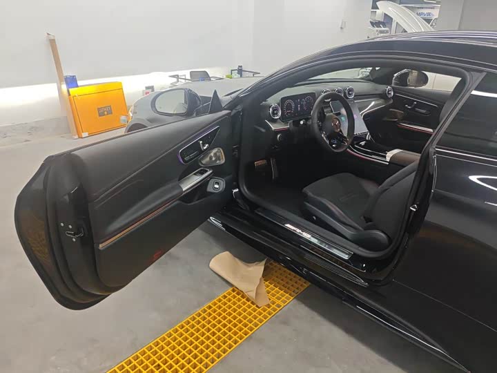 Mercedes-Benz CLE AMG 2026 AMG CLE 53 4MATIC+ Coupe - zdjęcie 10