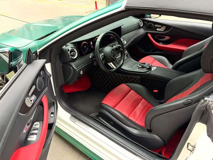 Mercedes-Benz E-Class 2023 E 260 4MATIC Softtop Coupe - zdjęcie 14