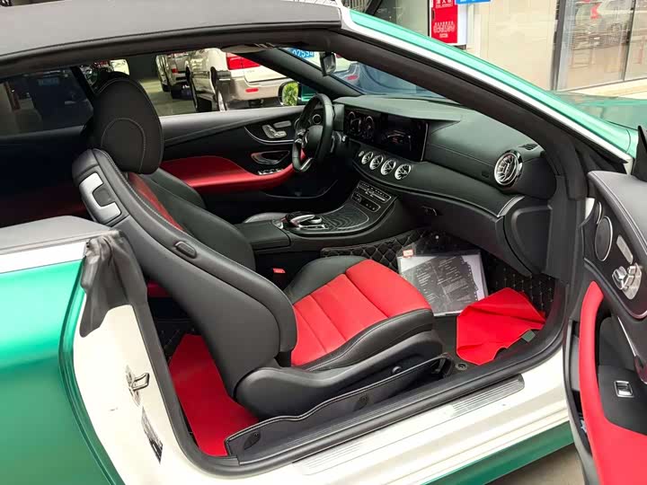 Mercedes-Benz E-Class 2023 E 260 4MATIC Softtop Coupe - zdjęcie 16