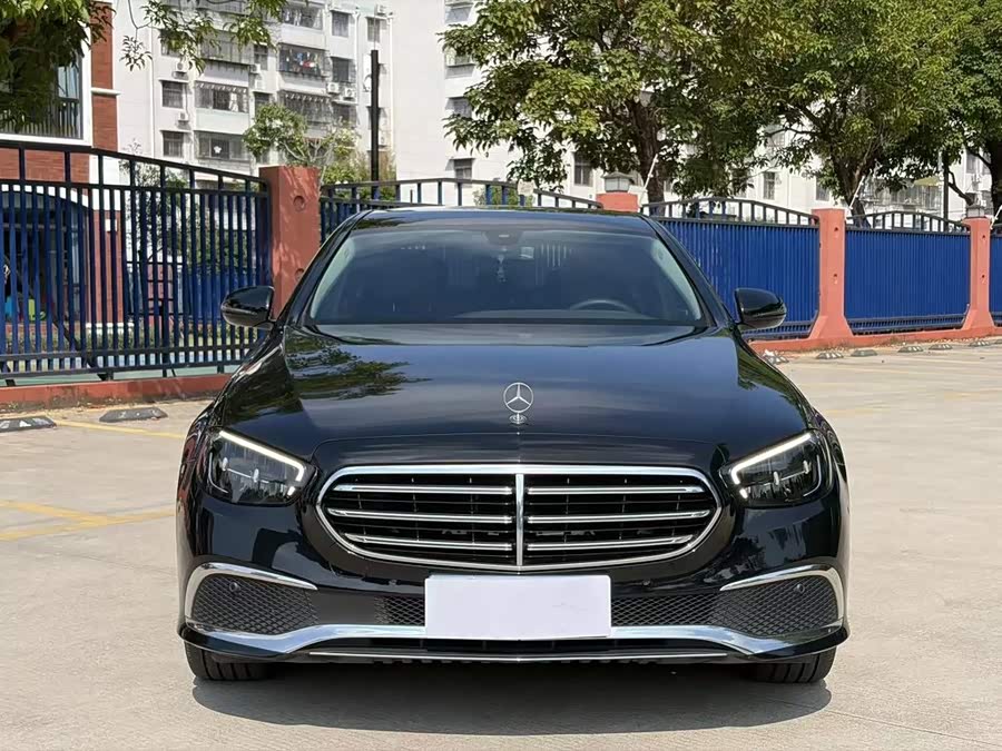 Mercedes-Benz E-Class 2023 E 260 L - zdjęcie 8