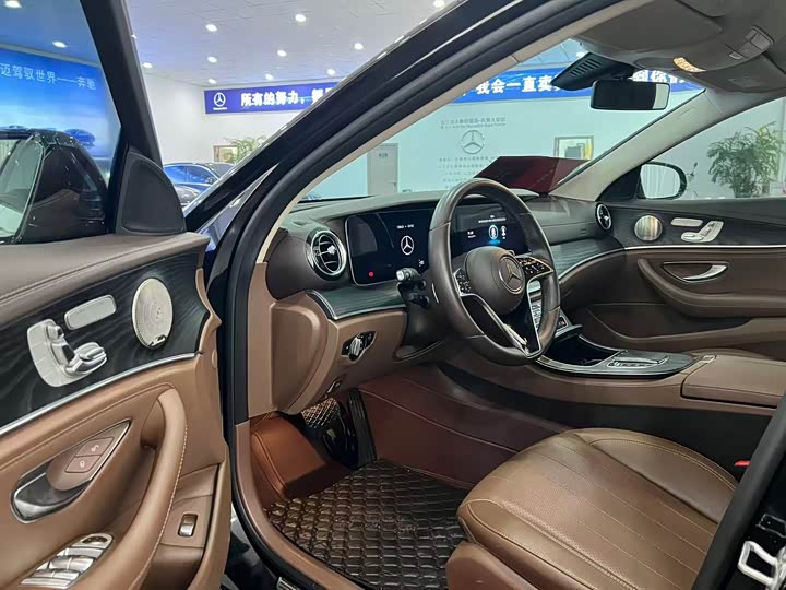 Mercedes-Benz E-Class 2023 E 300 L Luxury - zdjęcie 17