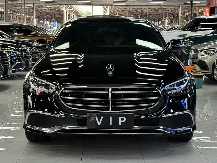 Mercedes-Benz E-Class 2023 E 300 L Sport Fashion Edition - zdjęcie 17