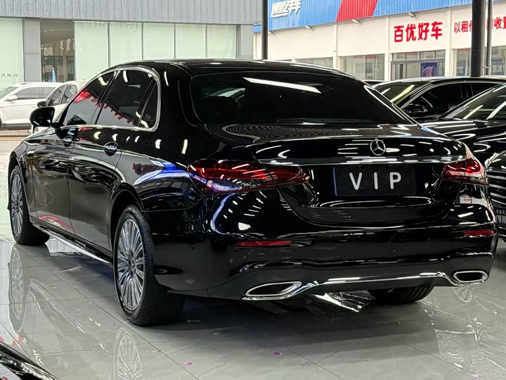 Mercedes-Benz E-Class 2023 E 300 L Sport Fashion Edition - zdjęcie 20