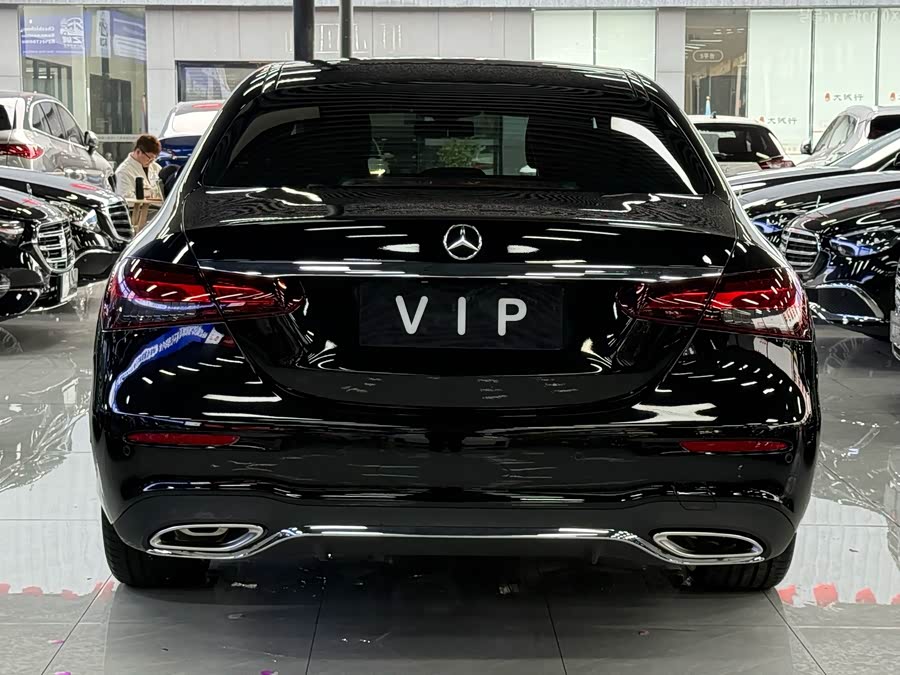 Mercedes-Benz E-Class 2023 E 300 L Sport Fashion Edition - zdjęcie 4