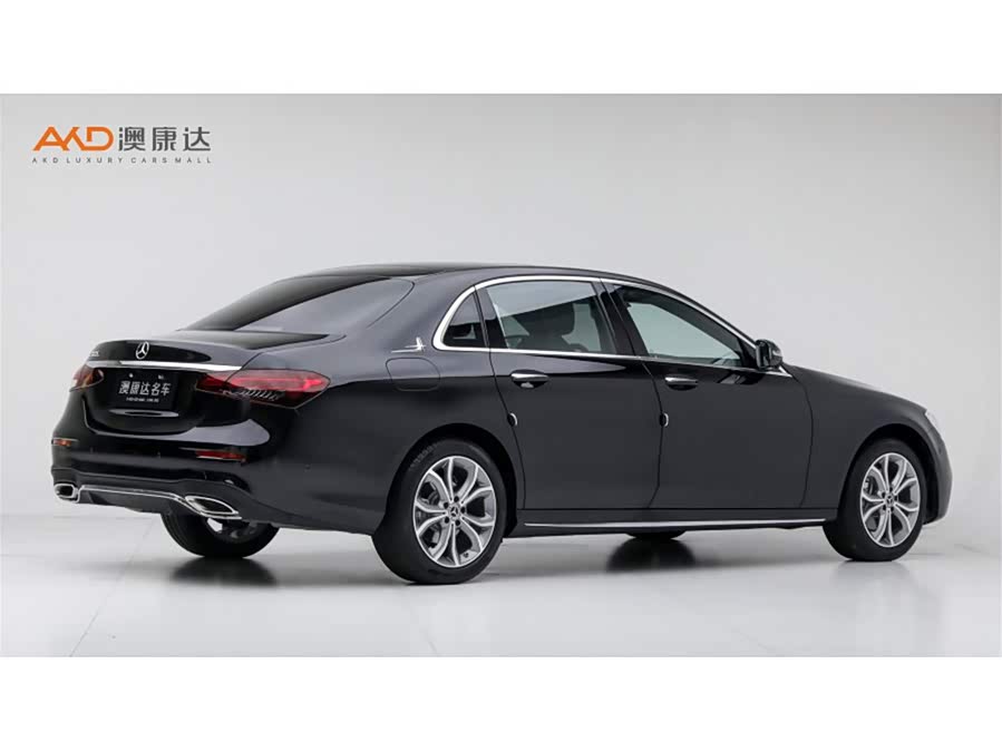 Mercedes-Benz E-Class 2023 E 300 L Sport Luxury - zdjęcie 3
