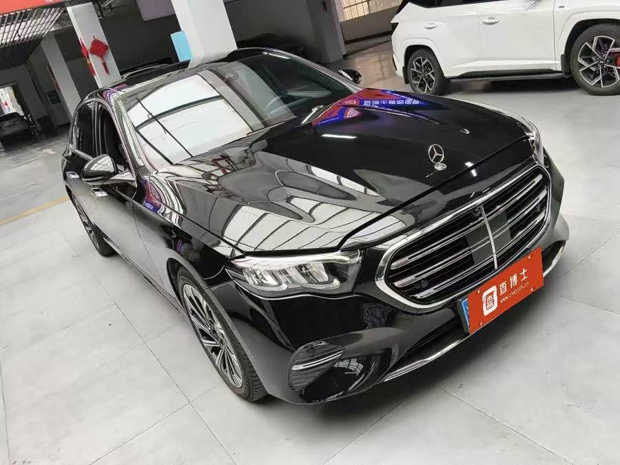 Mercedes-Benz E-Class 2024 E 300 L Luxury - zdjęcie 1