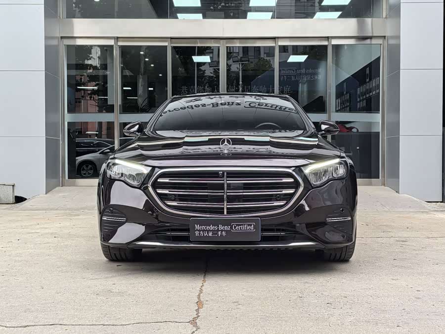 Mercedes-Benz E-Class 2024 E 300 L Luxury - zdjęcie 2