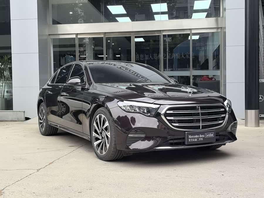 Mercedes-Benz E-Class 2024 E 300 L Luxury - zdjęcie 3