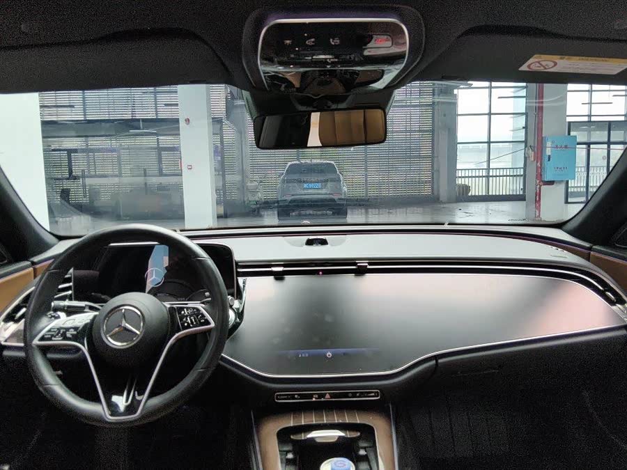 Mercedes-Benz E-Class 2024 E 300 L Luxury - zdjęcie 5