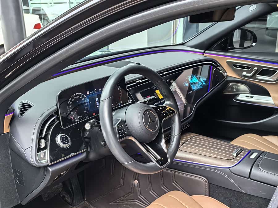 Mercedes-Benz E-Class 2024 E 300 L Luxury - zdjęcie 9