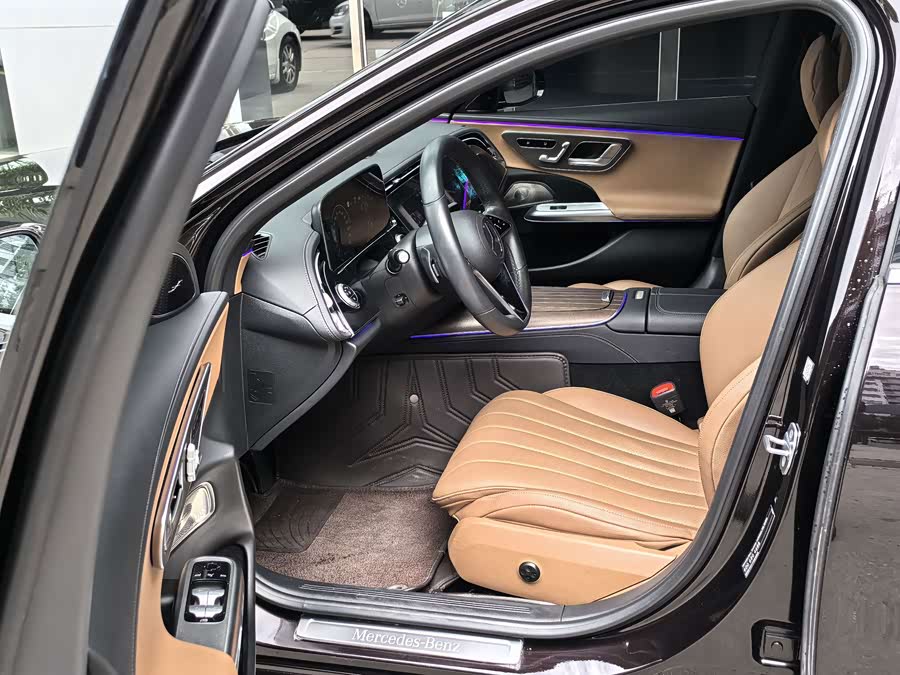 Mercedes-Benz E-Class 2024 E 300 L Luxury - zdjęcie 10