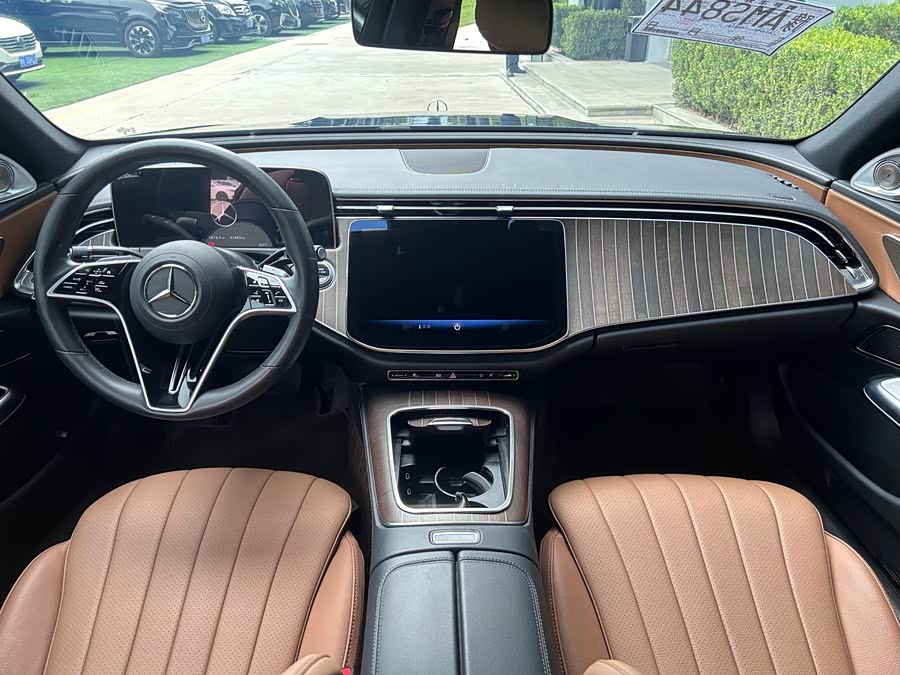 Mercedes-Benz E-Class 2025 E 300 L Fashion - zdjęcie 8