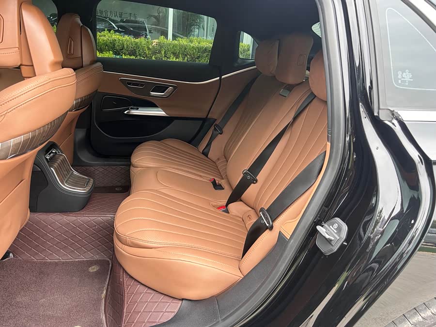 Mercedes-Benz E-Class 2025 E 300 L Fashion - zdjęcie 9