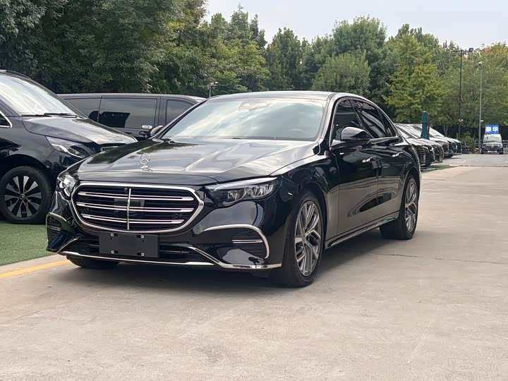 Mercedes-Benz E-Class 2025 E 300 L Fashion - zdjęcie 10