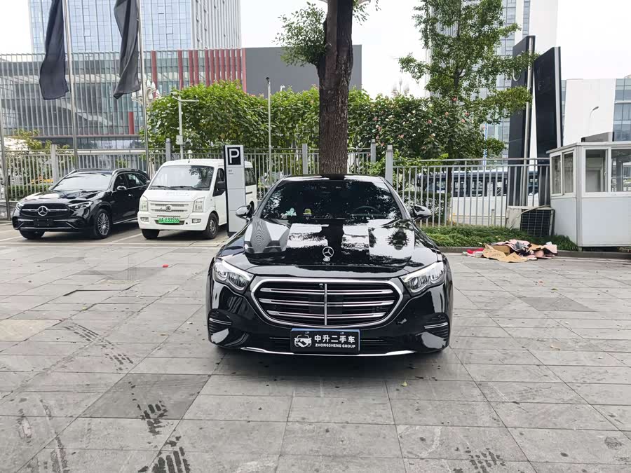 Mercedes-Benz E-Class 2025 E 300 L Luxury - zdjęcie 2