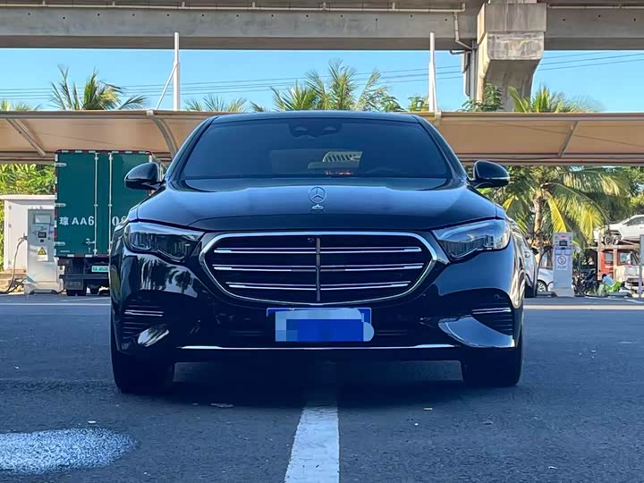 Mercedes-Benz E-Class 2025 E 300 L Luxury - zdjęcie 11